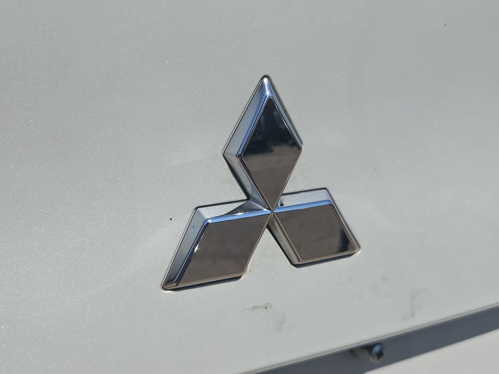 2024 Mitsubishi Outlander SE Black Edition