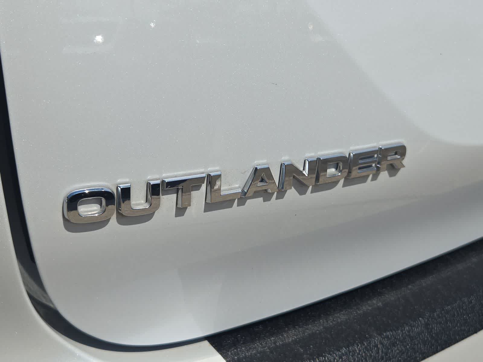 2024 Mitsubishi Outlander SE Black Edition
