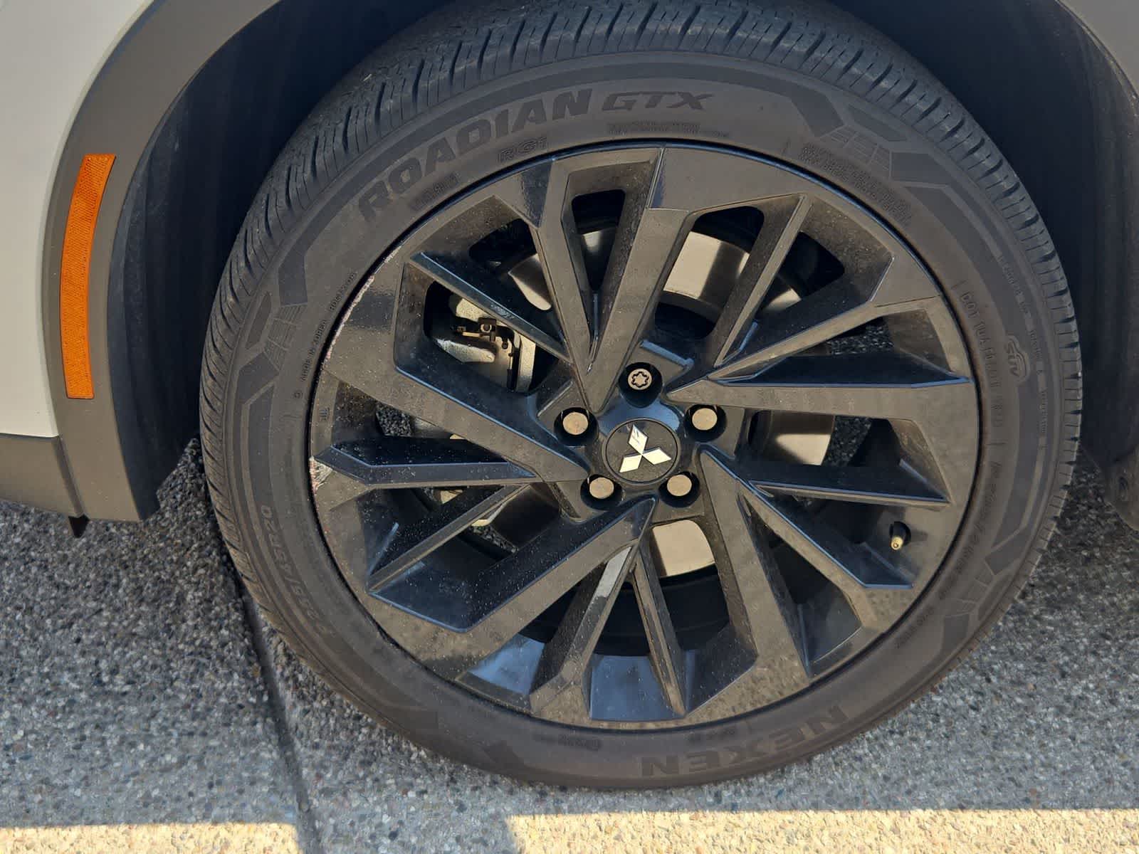 2024 Mitsubishi Outlander SE Black Edition