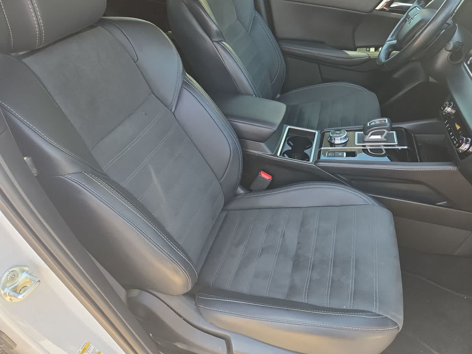 2024 Mitsubishi Outlander SE Black Edition