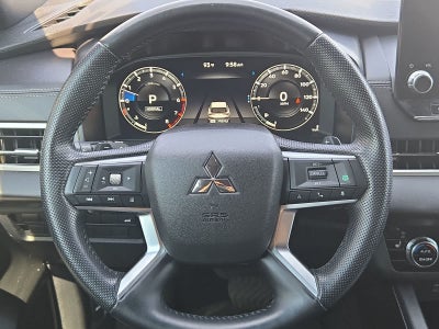 2024 Mitsubishi Outlander SE Black Edition