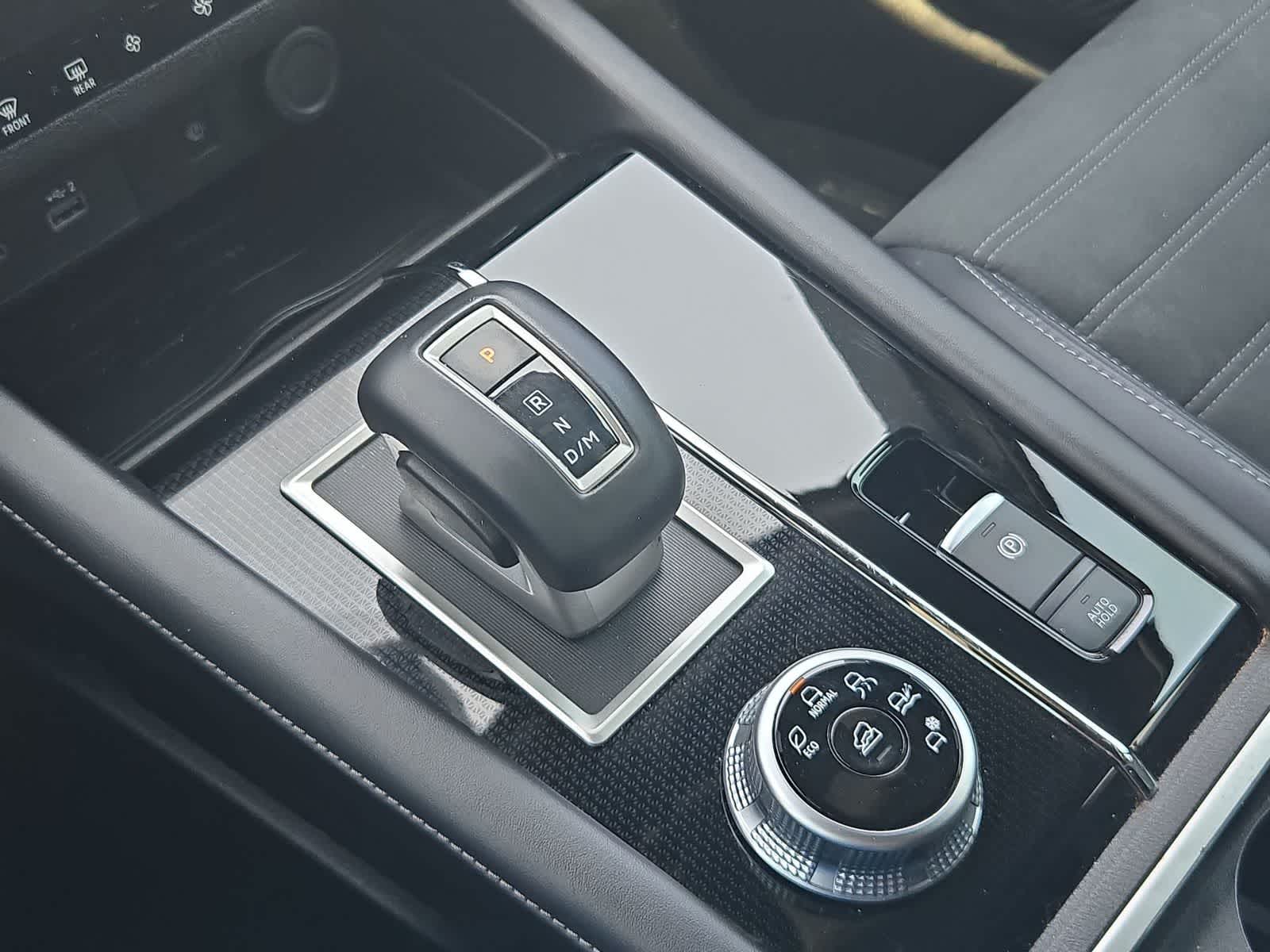 2024 Mitsubishi Outlander SE Black Edition