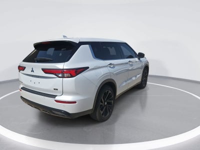 2024 Mitsubishi Outlander SE Black Edition