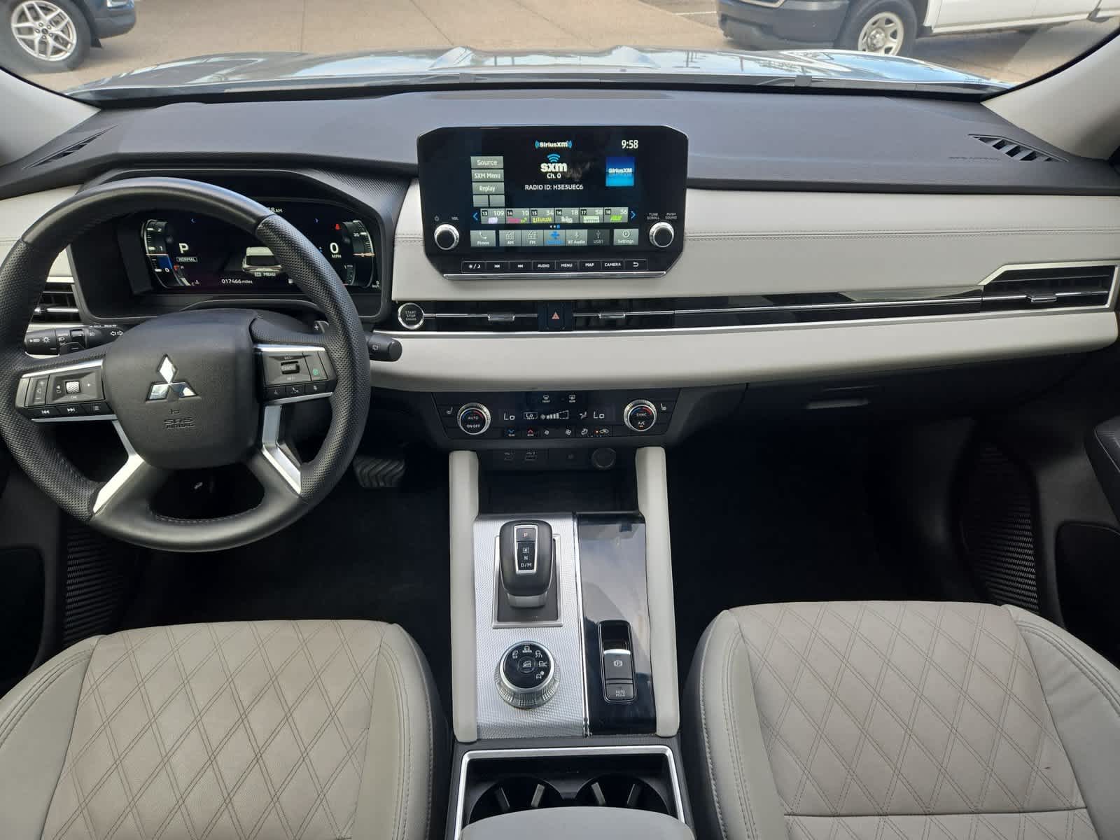 2024 Mitsubishi Outlander SEL