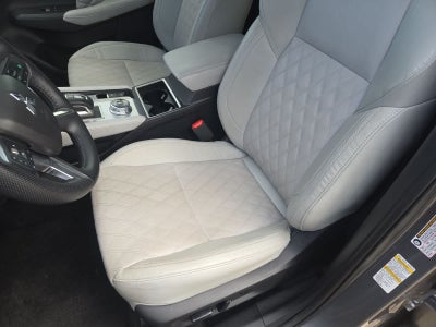 2024 Mitsubishi Outlander SEL