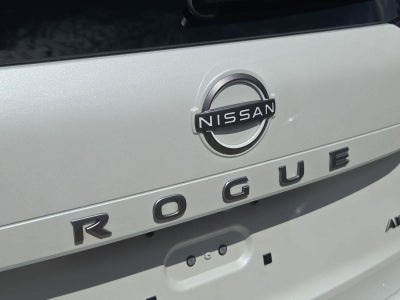 2025 Nissan Rogue SV