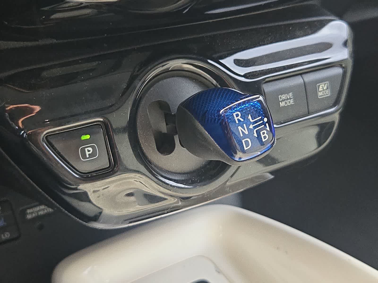 2017 Toyota Prius Four Touring