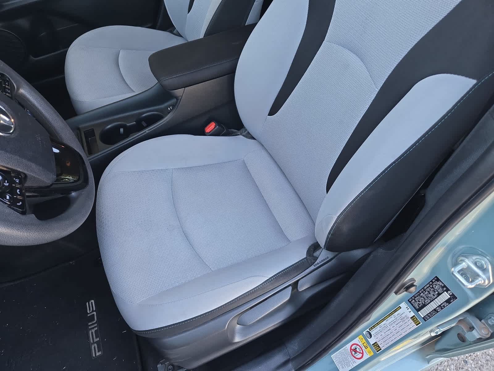 2019 Toyota Prius LE