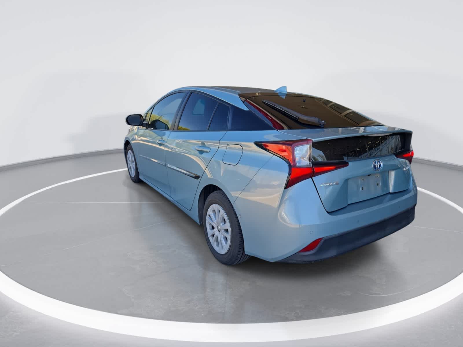 2019 Toyota Prius LE