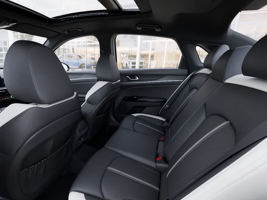 2026 Kia K5 Base