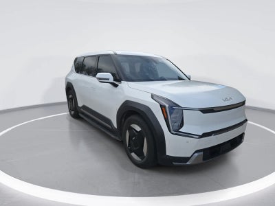 2024 Kia EV9 Light Long Range