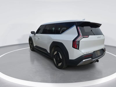 2024 Kia EV9 Light Long Range