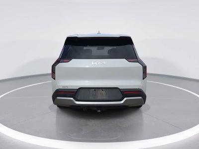 2024 Kia EV9 Light Long Range