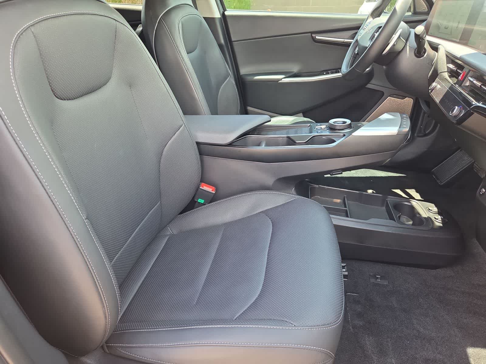 2023 Kia EV6 Wind