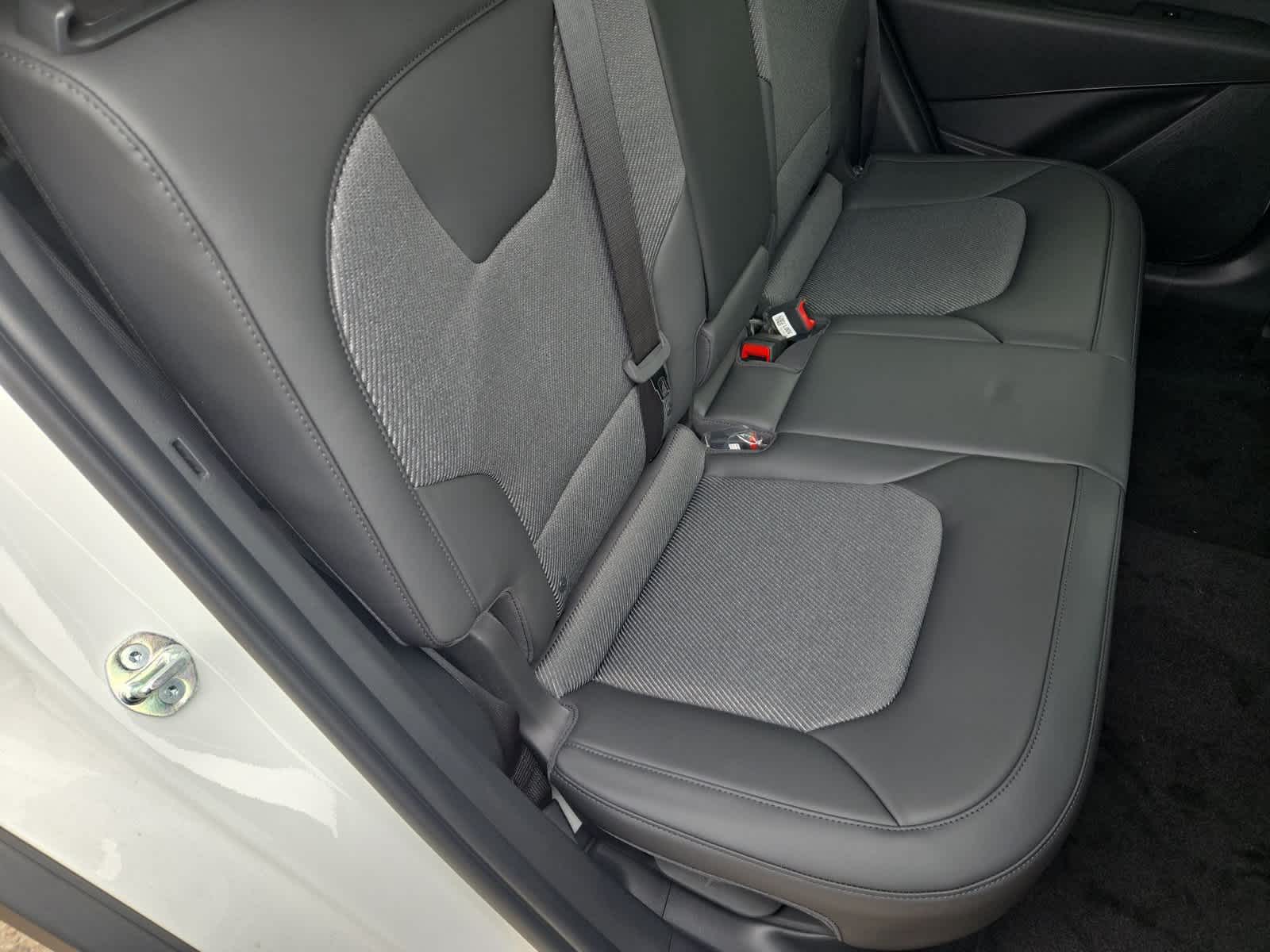 2027 Kia Niro LX