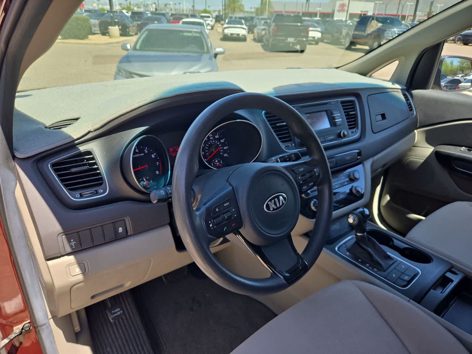 2015 Kia Sedona LX