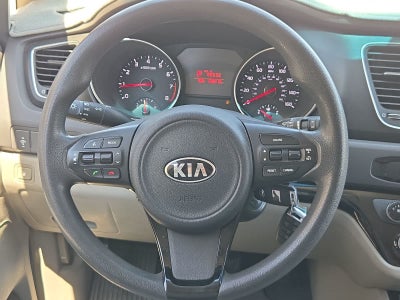 2015 Kia Sedona LX
