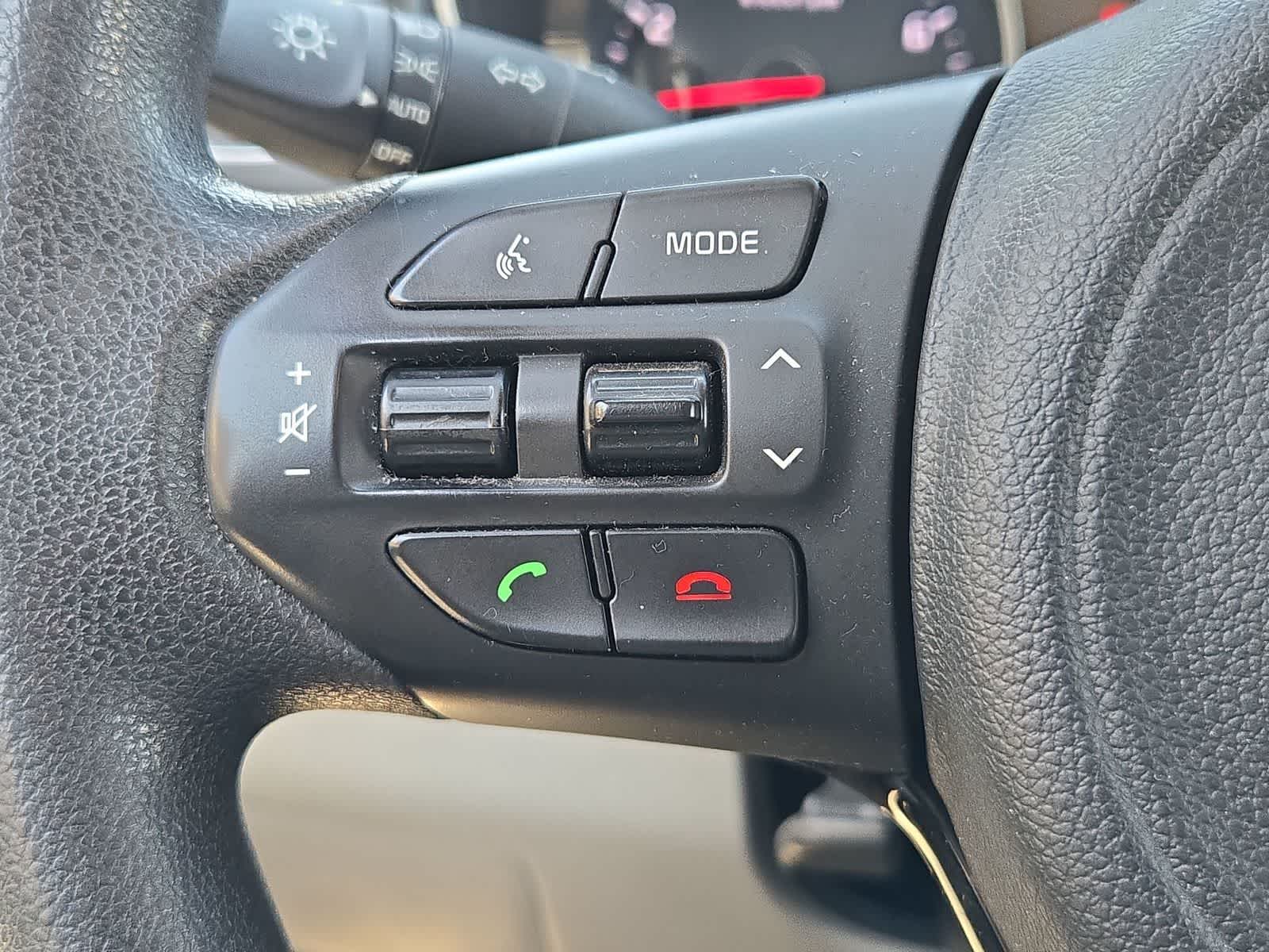 2015 Kia Sedona LX