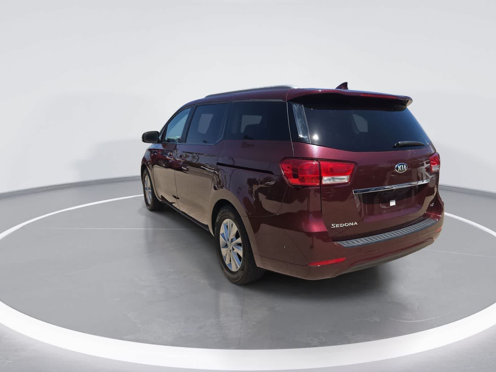 2015 Kia Sedona LX