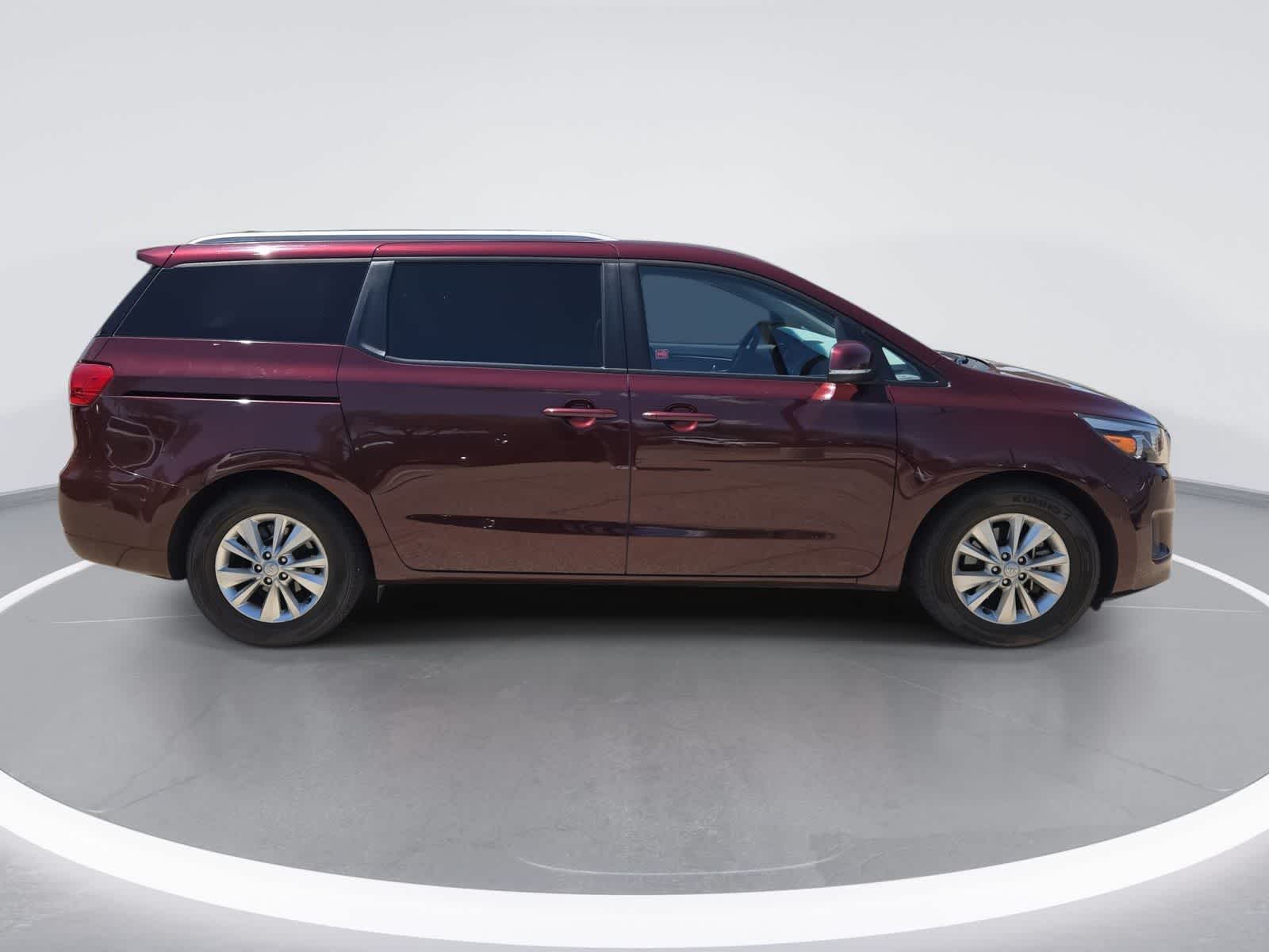 2015 Kia Sedona LX