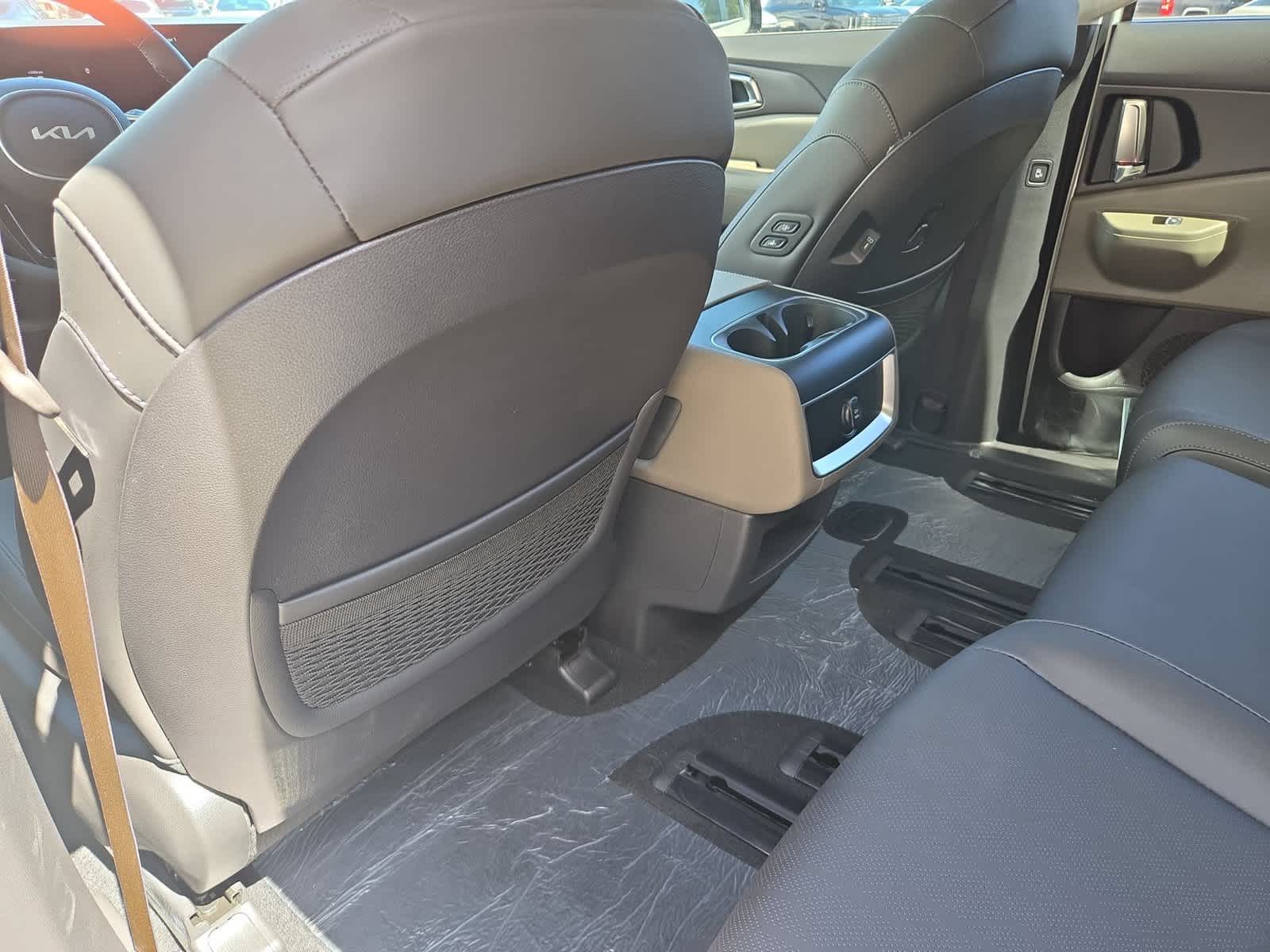 2026 Kia Carnival EX