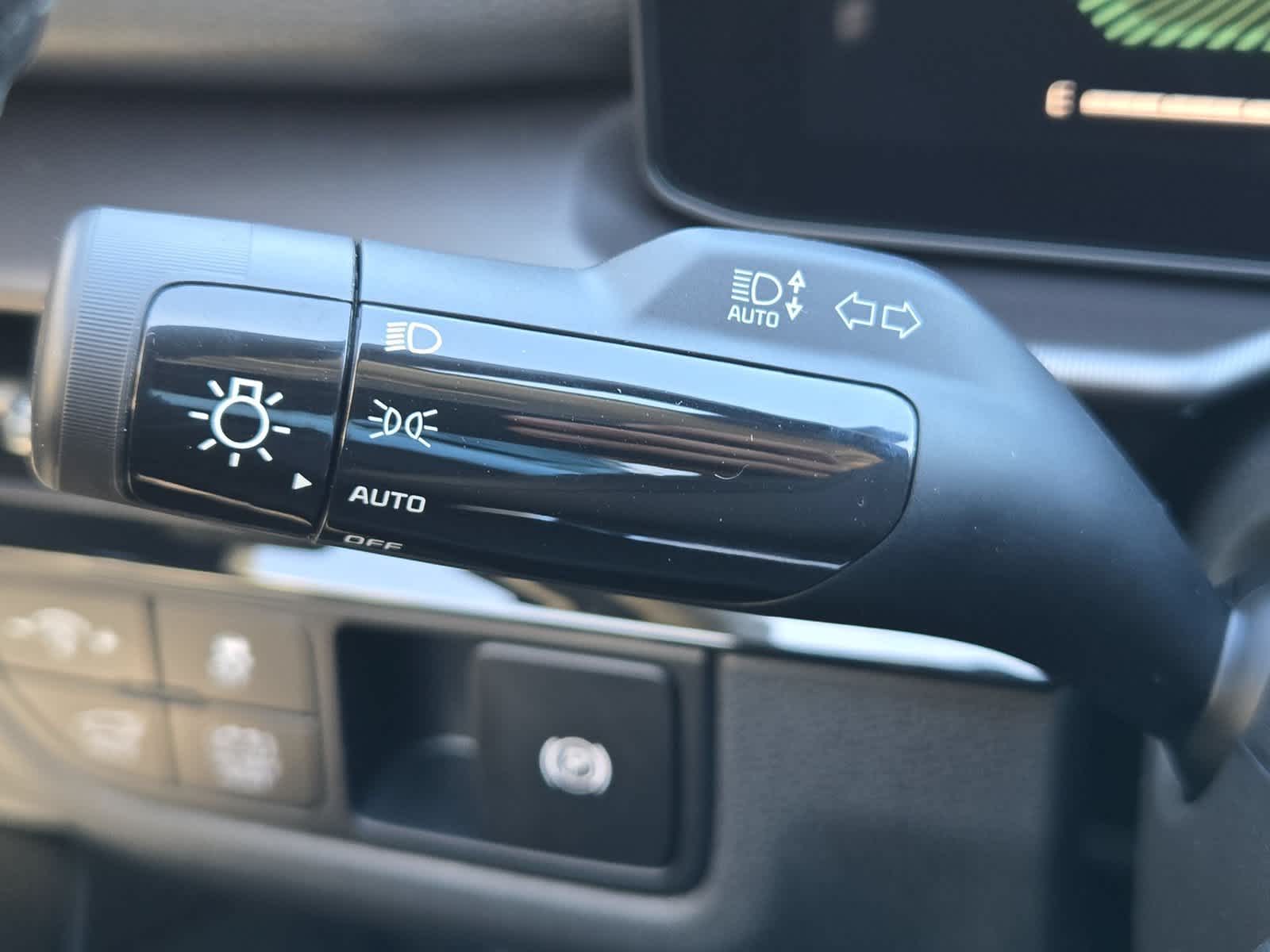 2027 Kia Sportage Hybrid EX