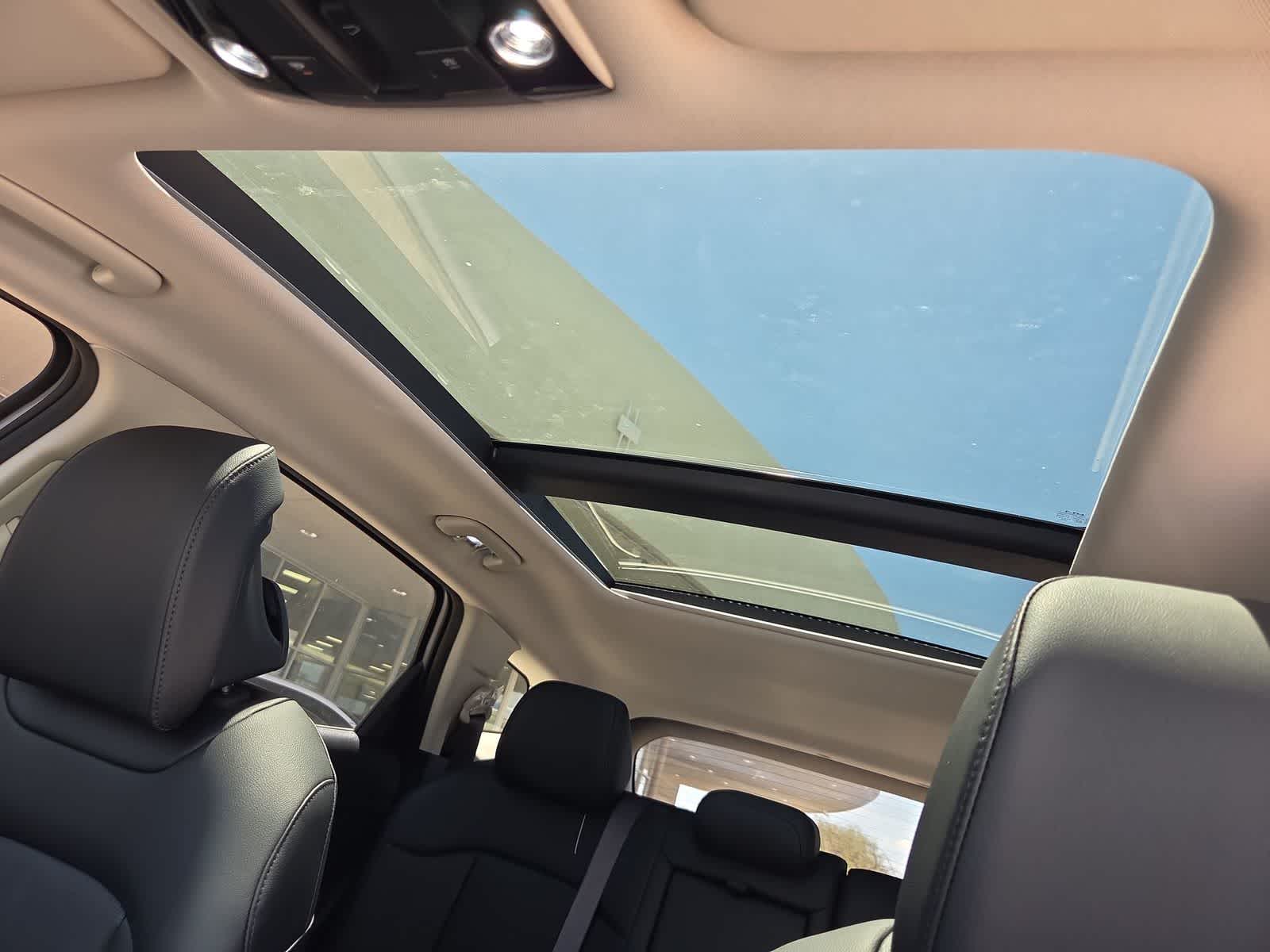 2026 Kia Sportage EX Hybrid - Photo 18