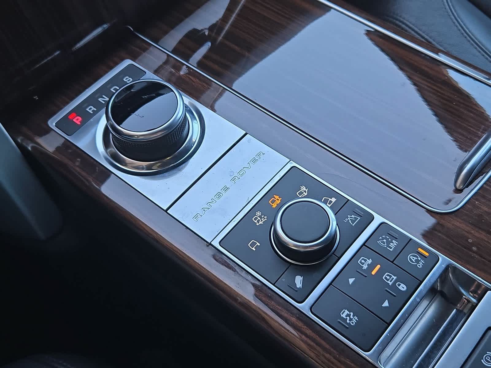 2017 Land Rover Range Rover Base