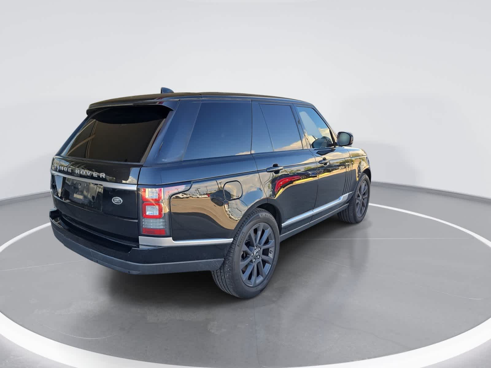 2017 Land Rover Range Rover Base